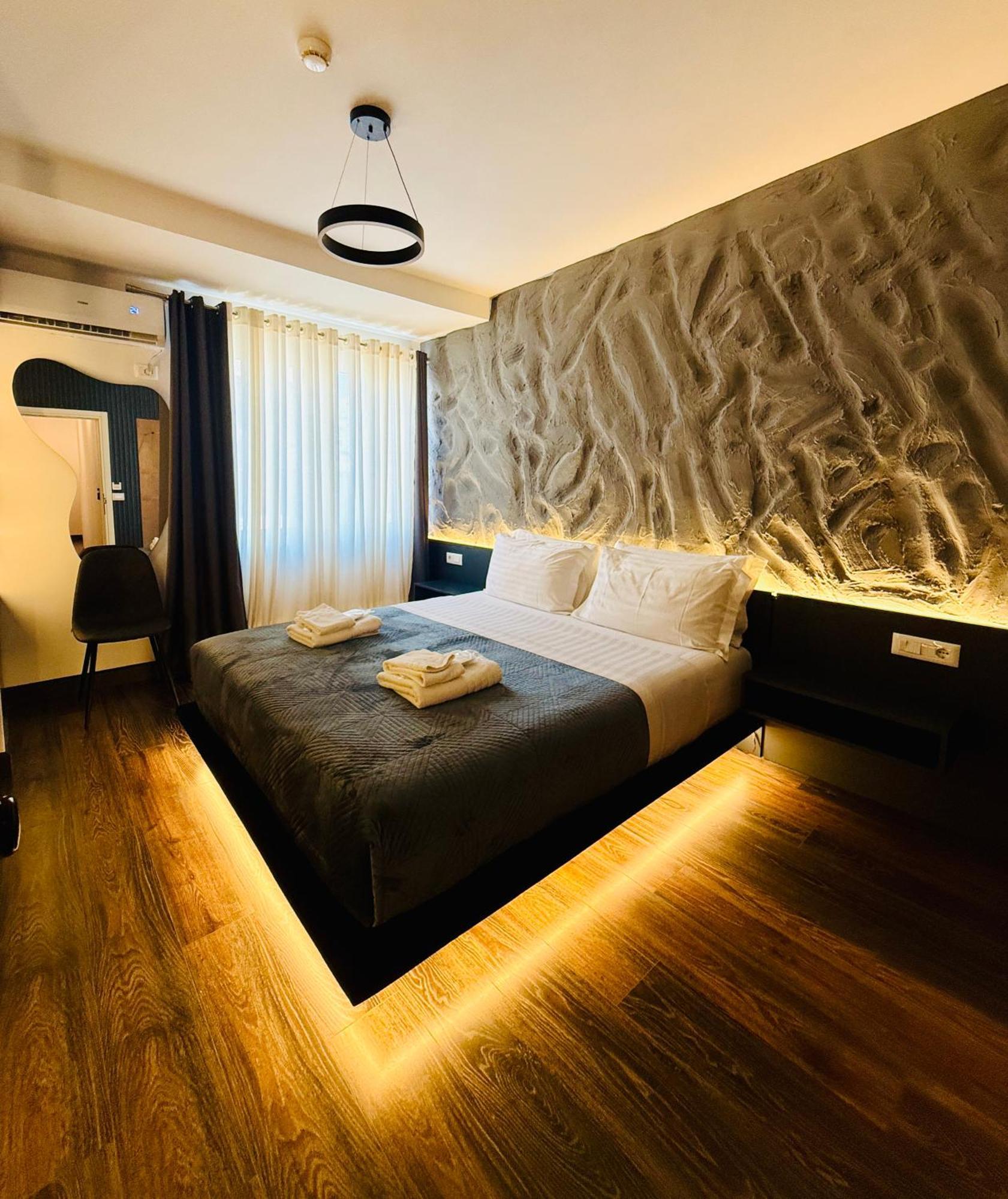 Tirana Central Rooms Exterior foto